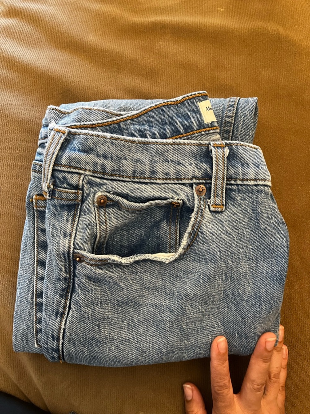 Abercrombie Mid Rise Straight Medium Light Wash Denim Jeans